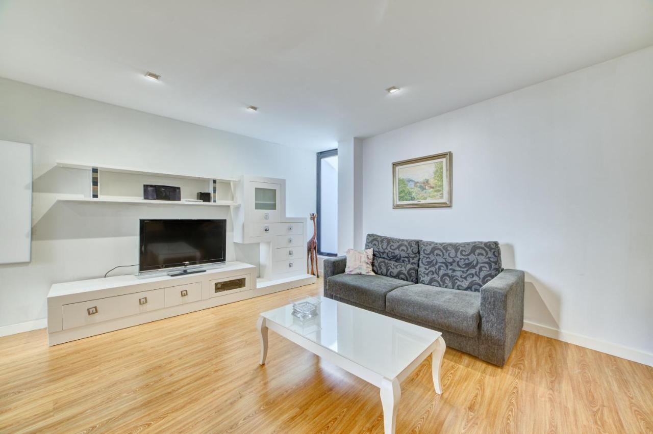 Apartamento El Lobo By Clabao โลโกรโญ ภายนอก รูปภาพ