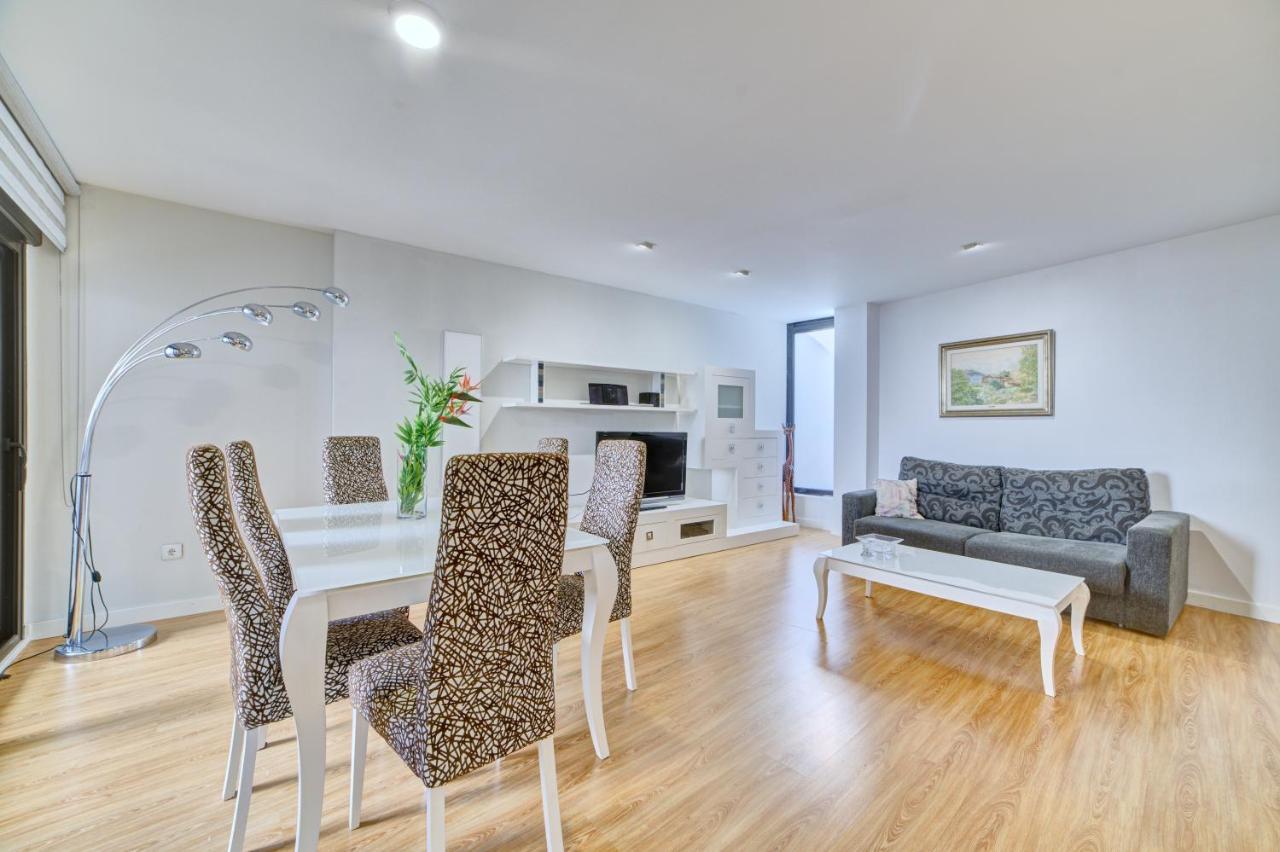 Apartamento El Lobo By Clabao โลโกรโญ ภายนอก รูปภาพ